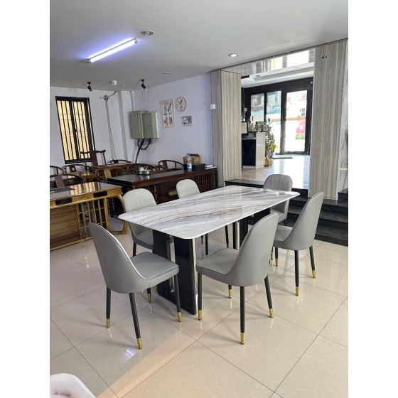 Dining table set silver and black stainless steel corner protectors